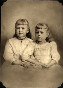 Frances Connet Campbell & Ada Mae Connet Barker.jpg